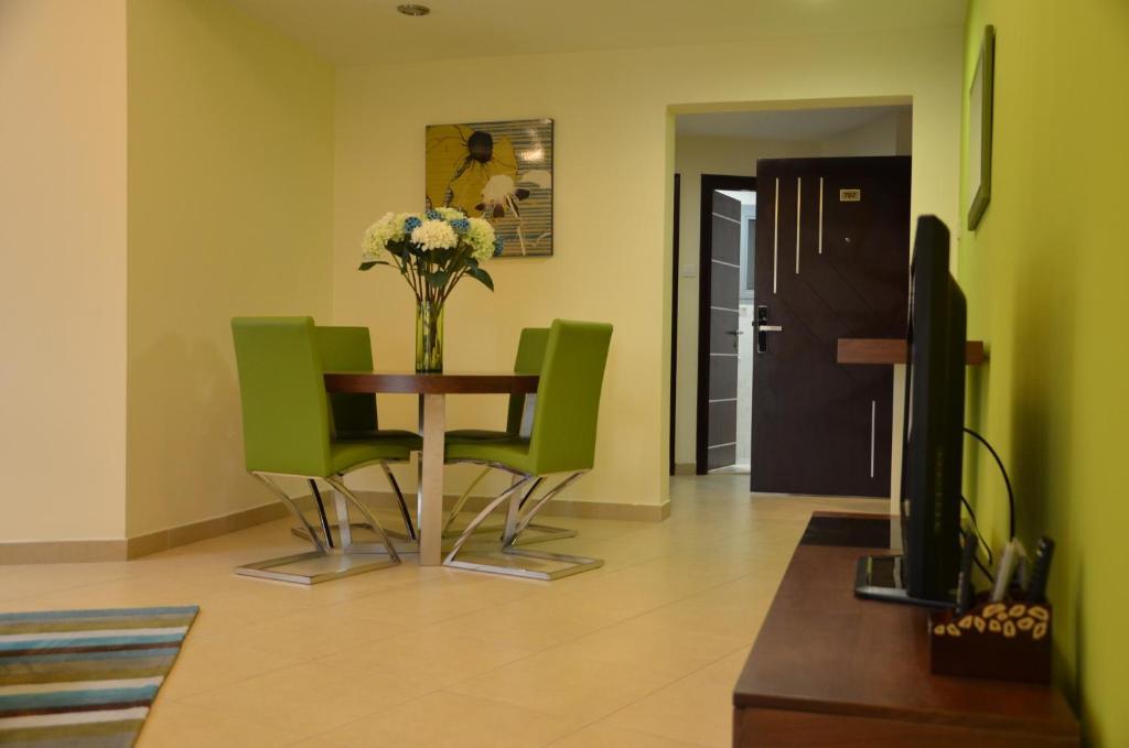 Al Waleed Palace Hotel Apartment Al Barsha Dubaj Exteriér fotografie