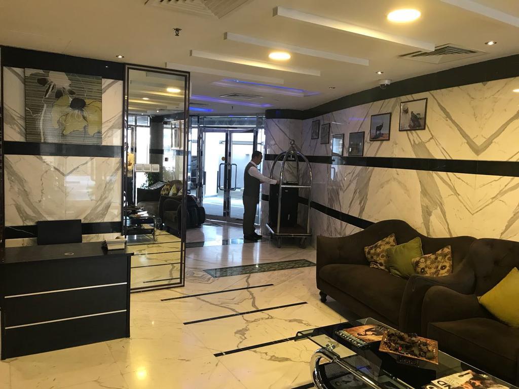 Al Waleed Palace Hotel Apartment Al Barsha Dubaj Exteriér fotografie