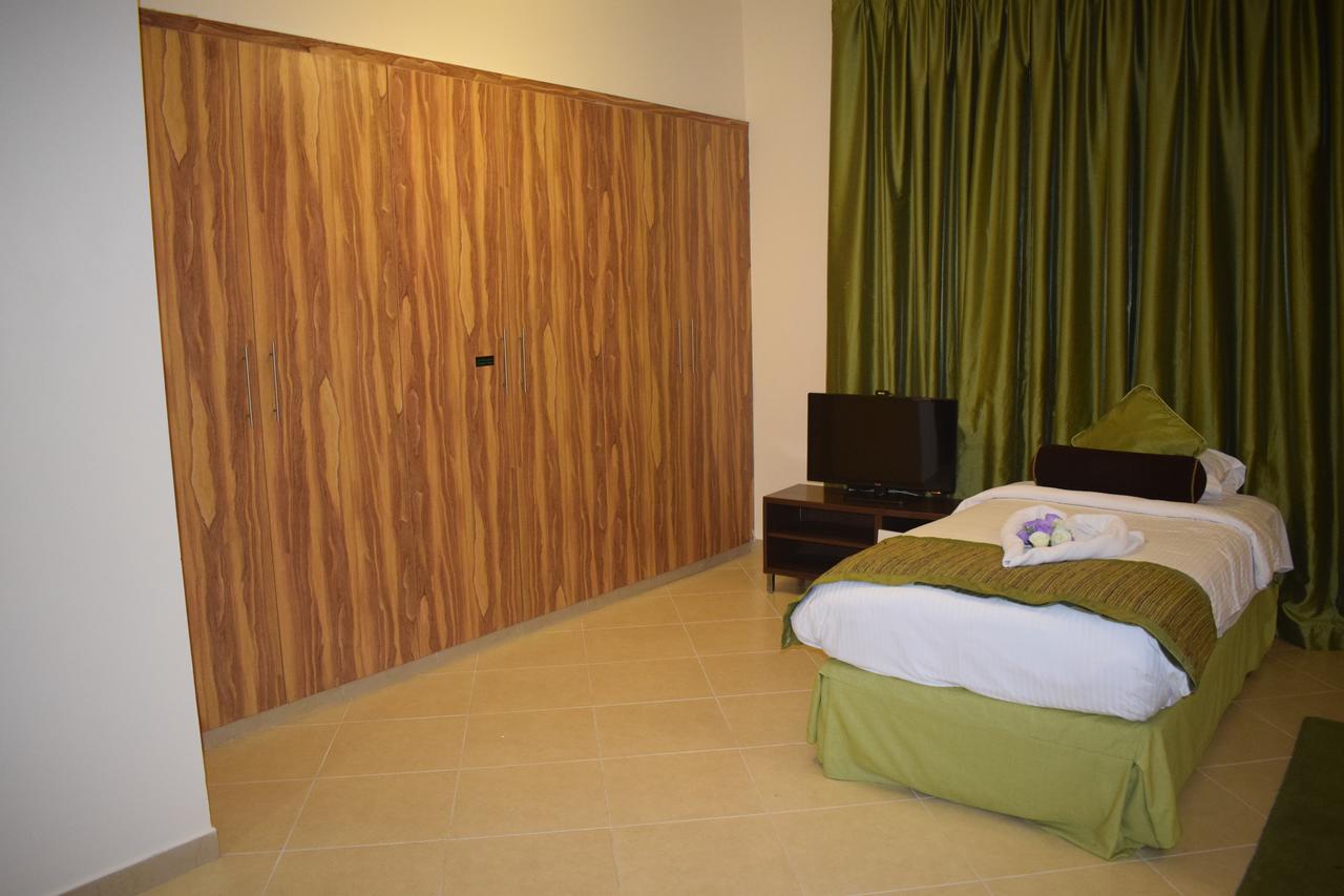 Al Waleed Palace Hotel Apartment Al Barsha Dubaj Exteriér fotografie