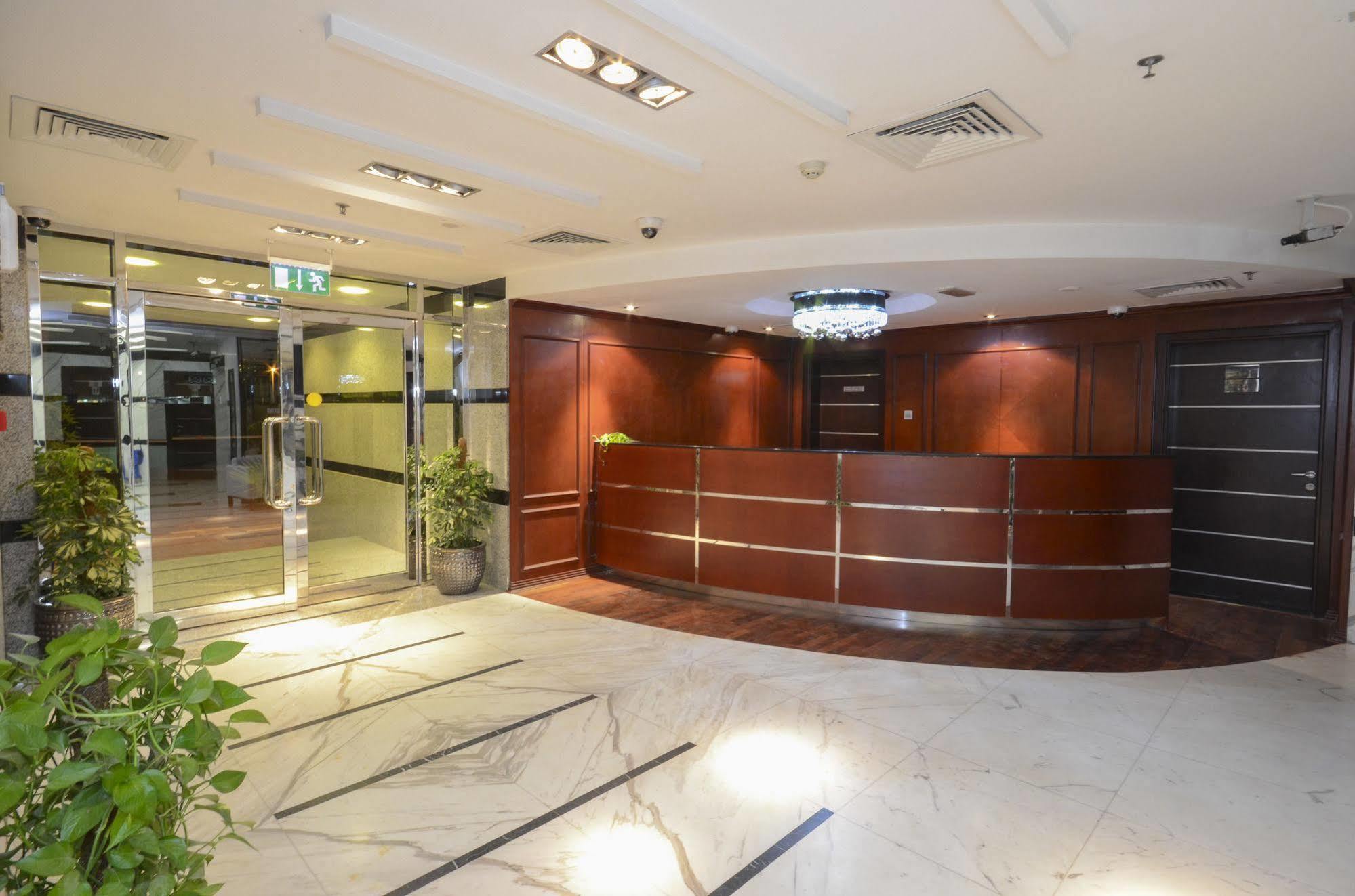 Al Waleed Palace Hotel Apartment Al Barsha Dubaj Exteriér fotografie